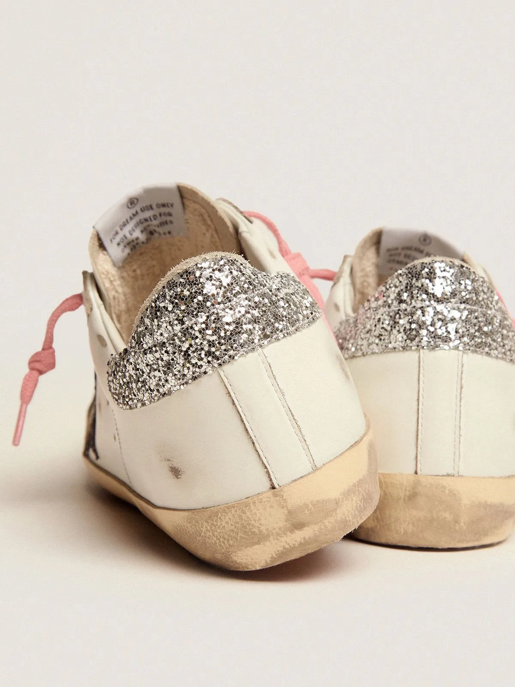 Sneakers Super-Star LTD con stella glitterata colorata e linguetta sul tallone 