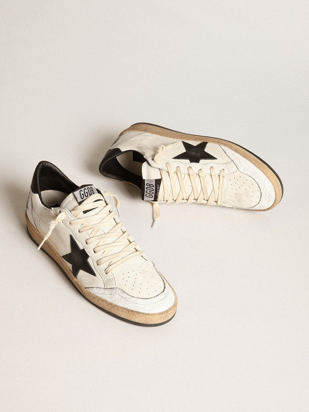 Ball Star da donna in nappa con stella nera e linguetta nera sul tallone