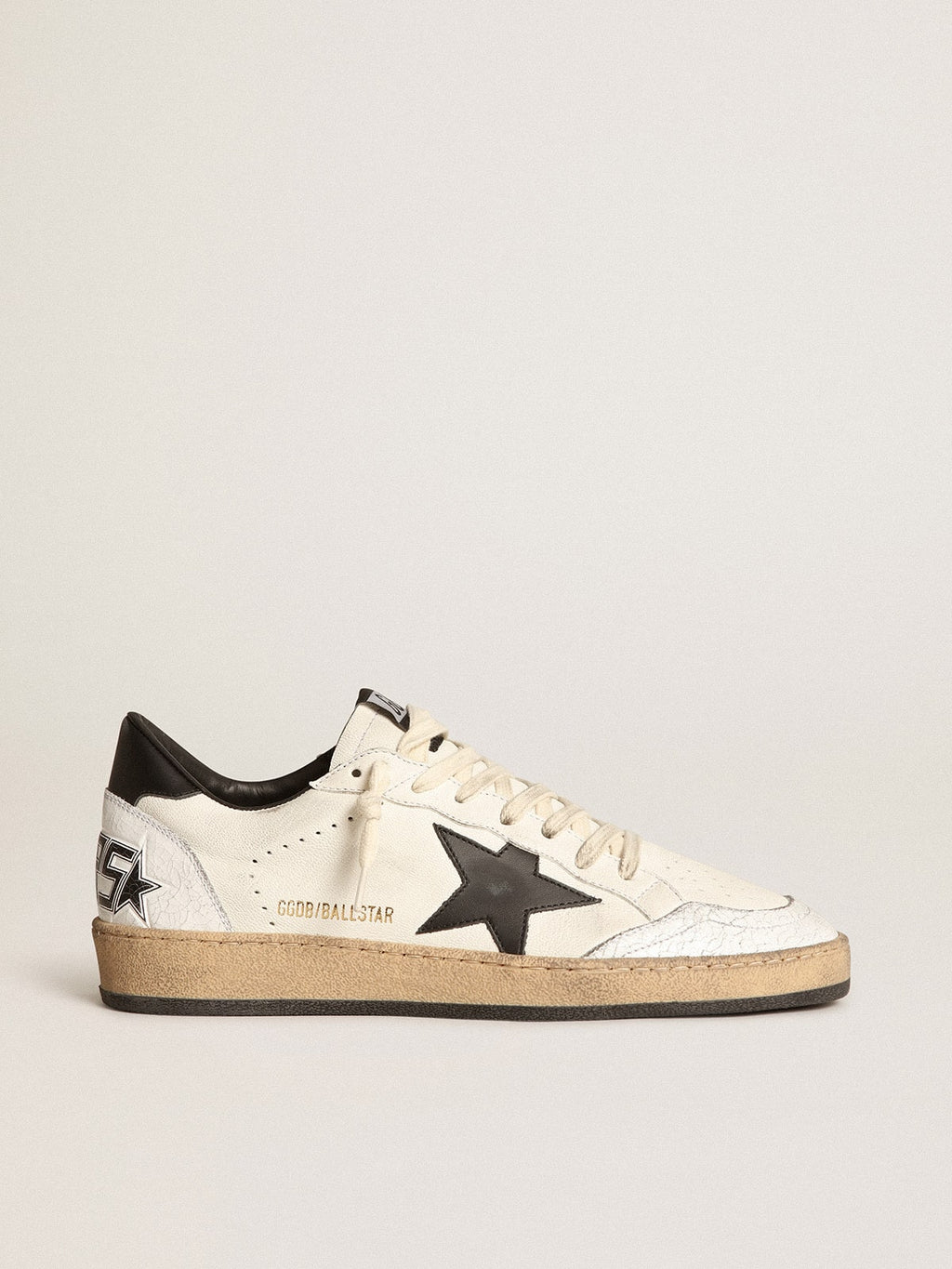 Ball Star da donna in nappa con stella nera e linguetta nera sul tallone