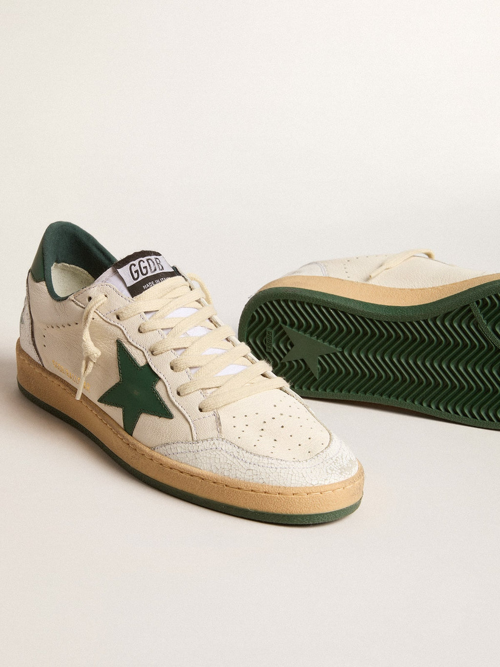Ball Star Wishes da donna in nappa bianca con stella in pelle verde e linguetta sul tallone