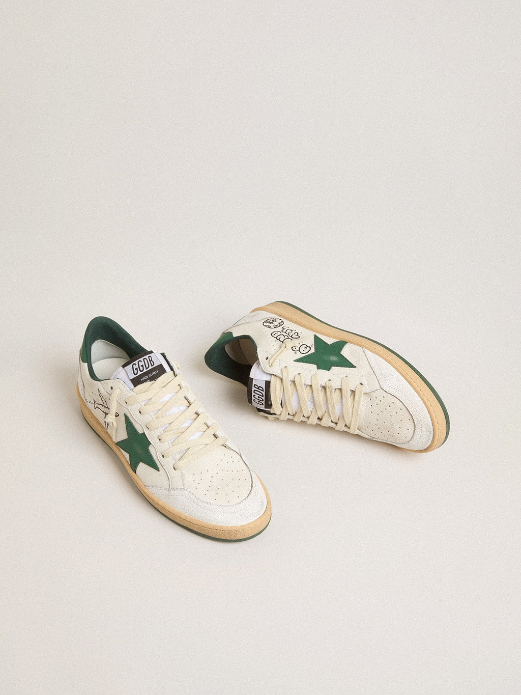 Ball Star Wishes da donna in nappa bianca con stella in pelle verde e linguetta sul tallone