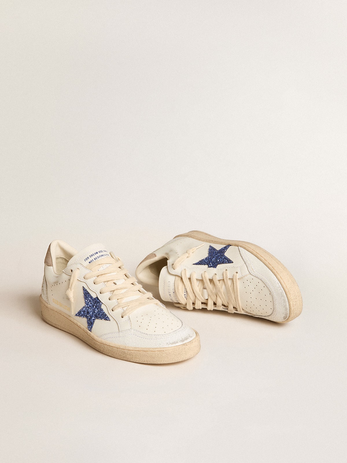 Ball Star con stella glitterata blu e linguetta in suede grigio tortora sul tallone