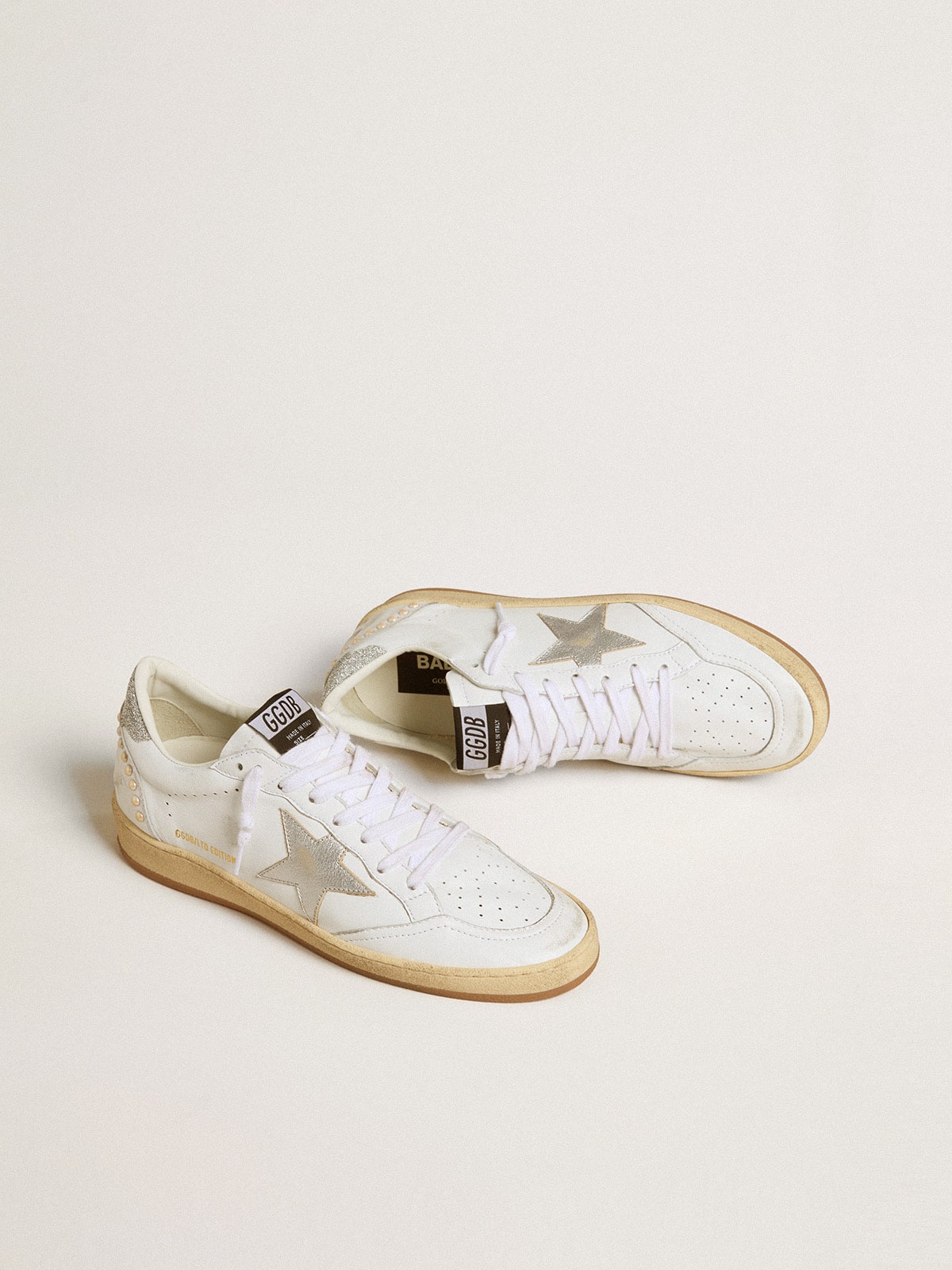 Ball Star bianca da donna con stella argentata e talloncino in cristallo Swarovski con perle