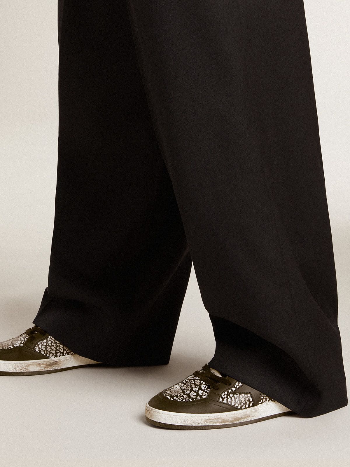 Ball Star da donna in pelle stampa elefante con stella in pelle nera