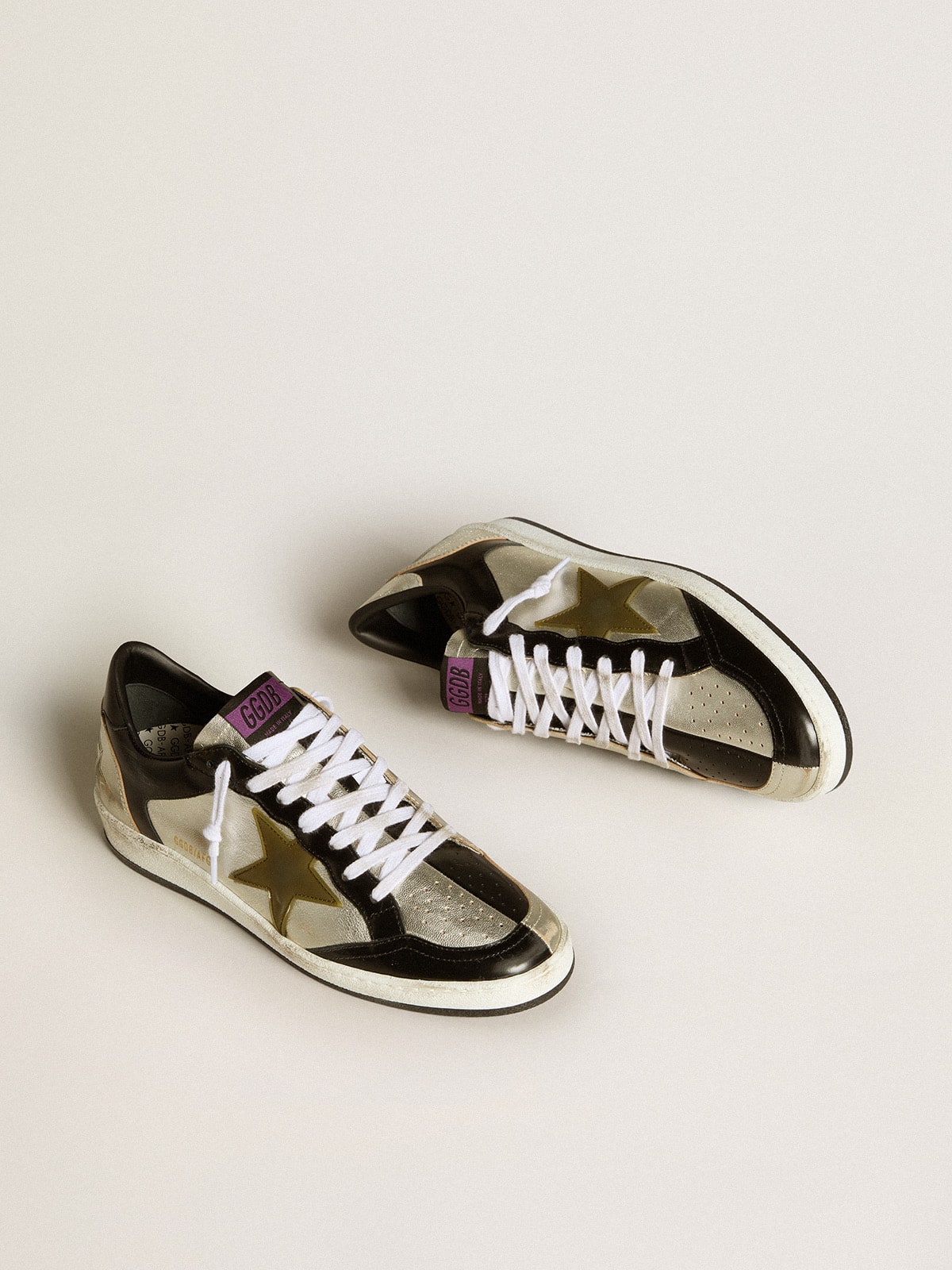 Ball Star LAB da donna in pelle argentata con stella in pelle marrone e linguetta nera sul tallone