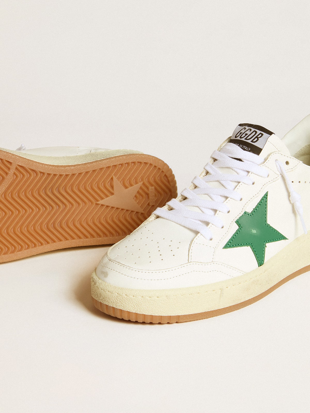 Ball Star 2 da donna con stella in pelle verde e linguetta sul tallone in pelle metallizzata